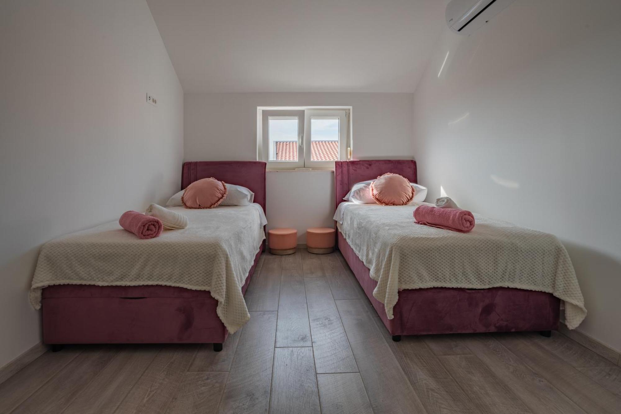 Seaview Apartments Roberta Zadar Eksteriør billede